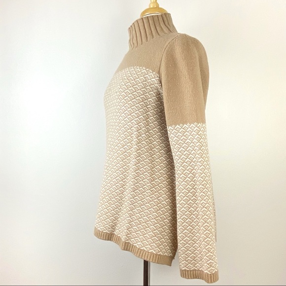 Ann Taylor Mock Neck Pullover, L - Picture 4 of 9